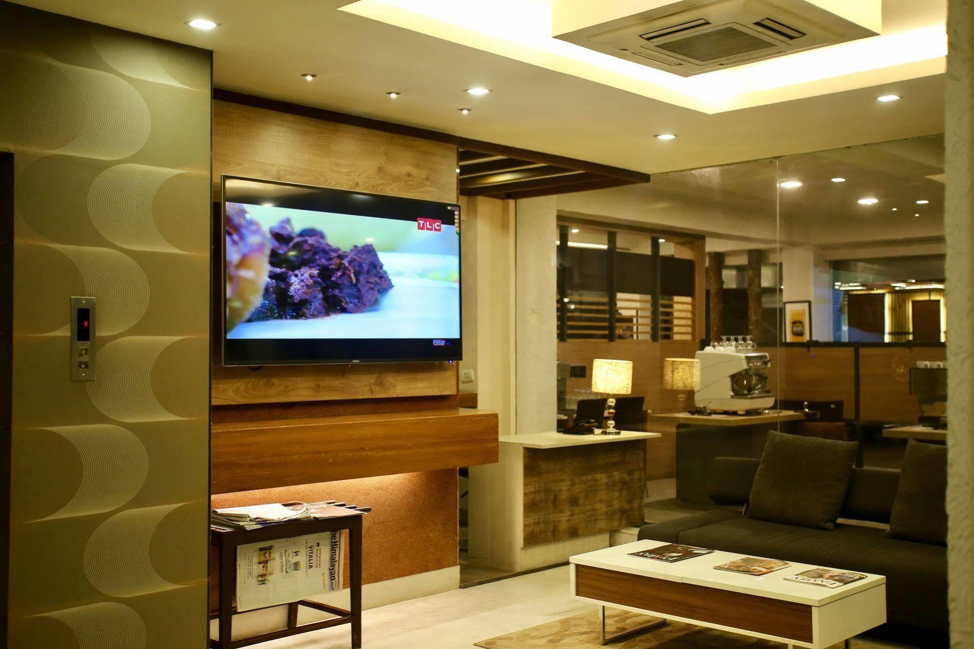 Marcopolo Business Hotel Katmandou Extérieur photo