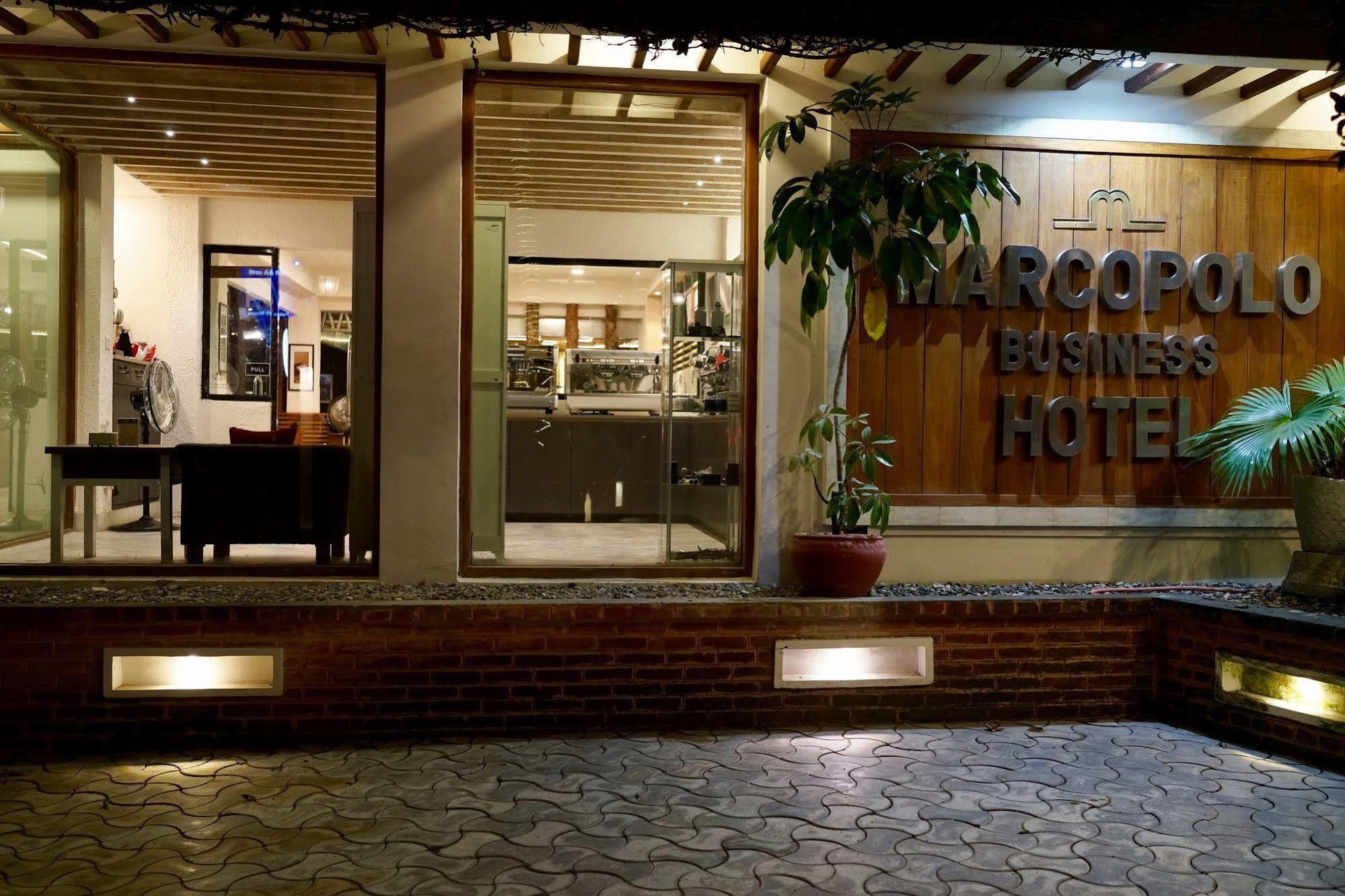 Marcopolo Business Hotel Katmandou Extérieur photo